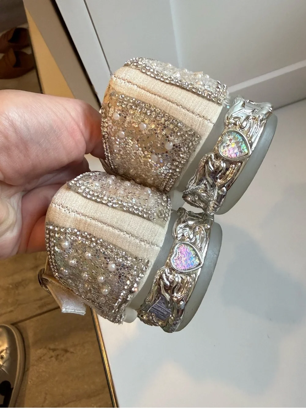 Doe a Dear Pearl Bow Mary Jane Shoes